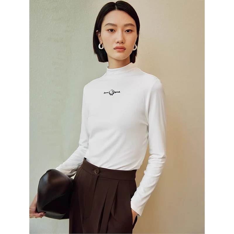 38337【依系列】字母显瘦白色打底T恤1J113208D