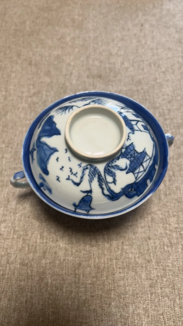 青花山水楼台盖碗