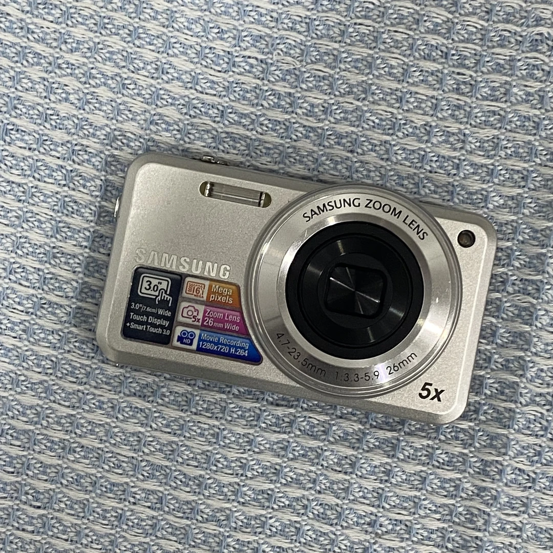 9新 Samsung/三星 ST95 银色 1610W像素 5倍光学变焦 不支持试用
