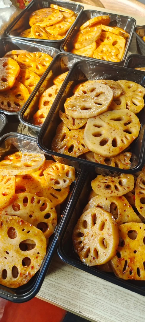 衢州鸭头 麻辣鲜藕片