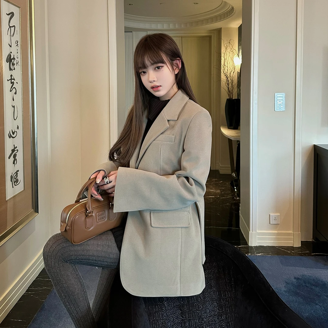 「欧尼私服」张元英机场look同款西装呢外套加棉FA2304378