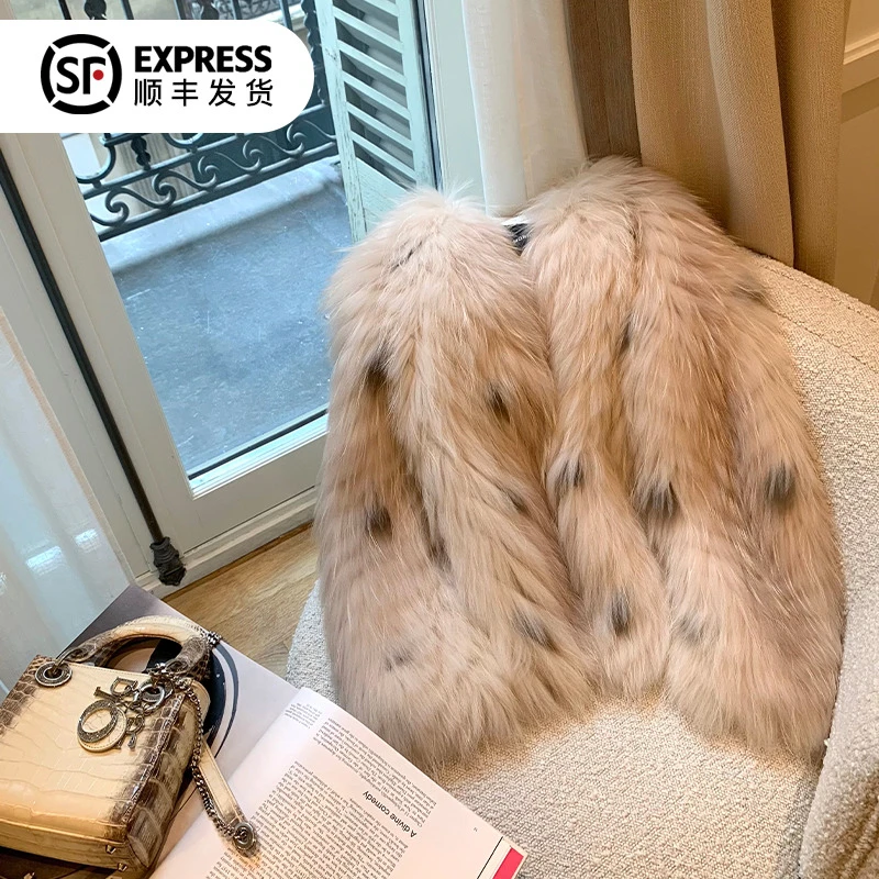 「特调甜酒」白貉开条皮草外套 手工拼合纹路更显瘦