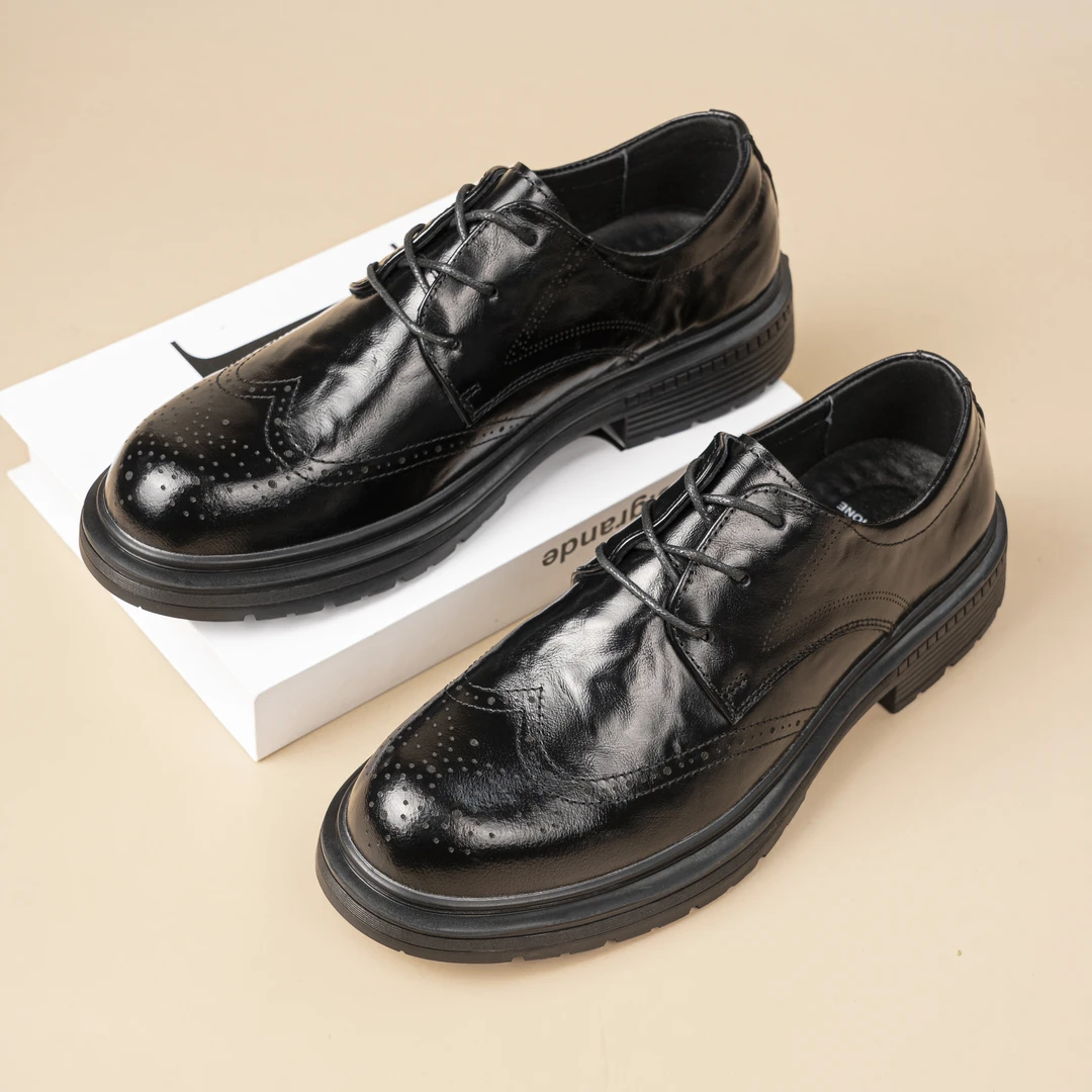 头层牛皮新款春季手工鞋休闲皮鞋经典百搭软底结婚新郎男鞋85535