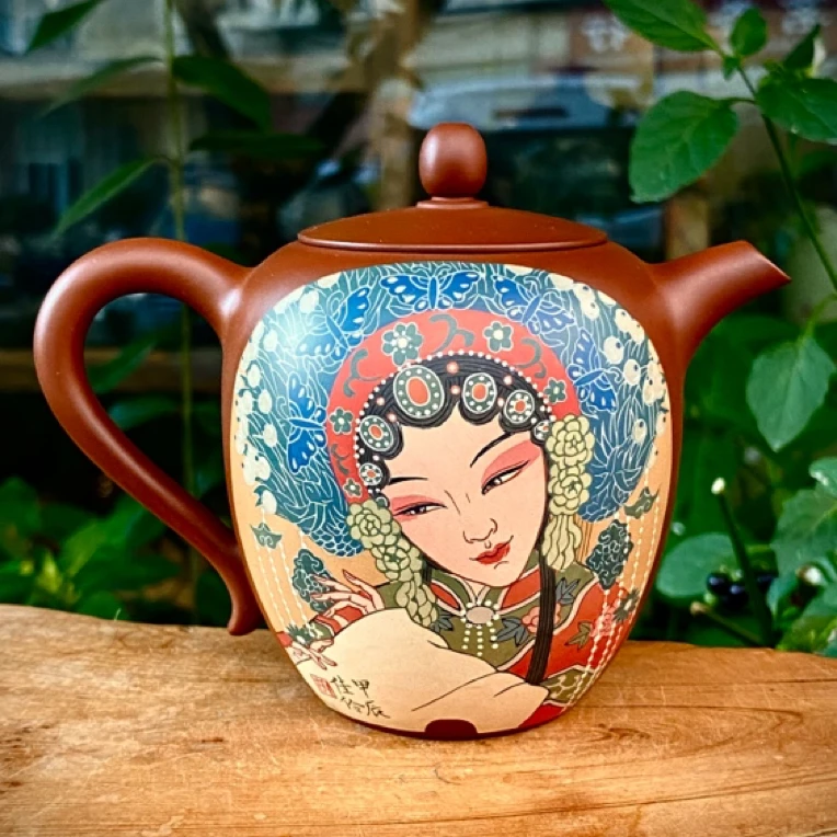 胡佳伶老师重工多道彩填“青衣”壶