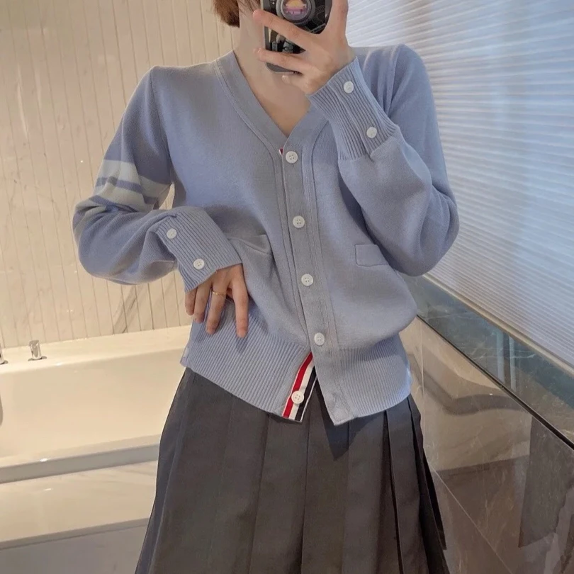 95新轻微污渍 Thom Browne tb 经典四杠开衫40码原价15300 TB152