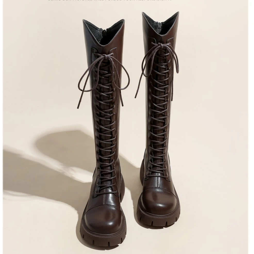 棕色长筒靴女2024秋冬新款V口长靴粗腿显瘦马丁靴厚底高筒骑士靴