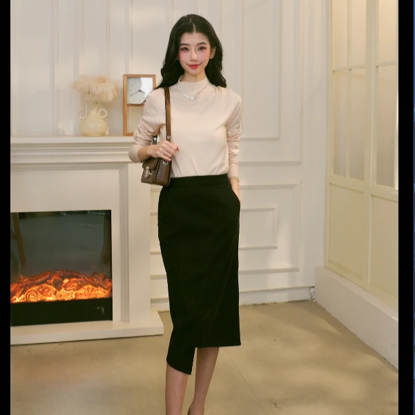 【茵曼服饰】显瘦半小高领打底衫百搭桑蚕丝毛衣针织W18248375