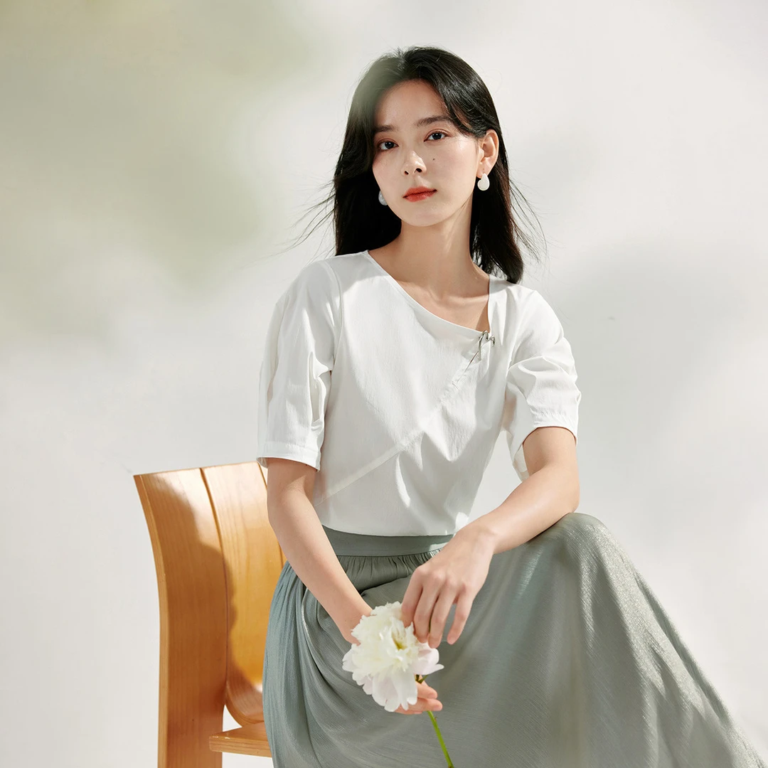 【线下同款】茵曼2024夏季新款女衬衫衬衣短袖通勤休闲套头纯色拼接