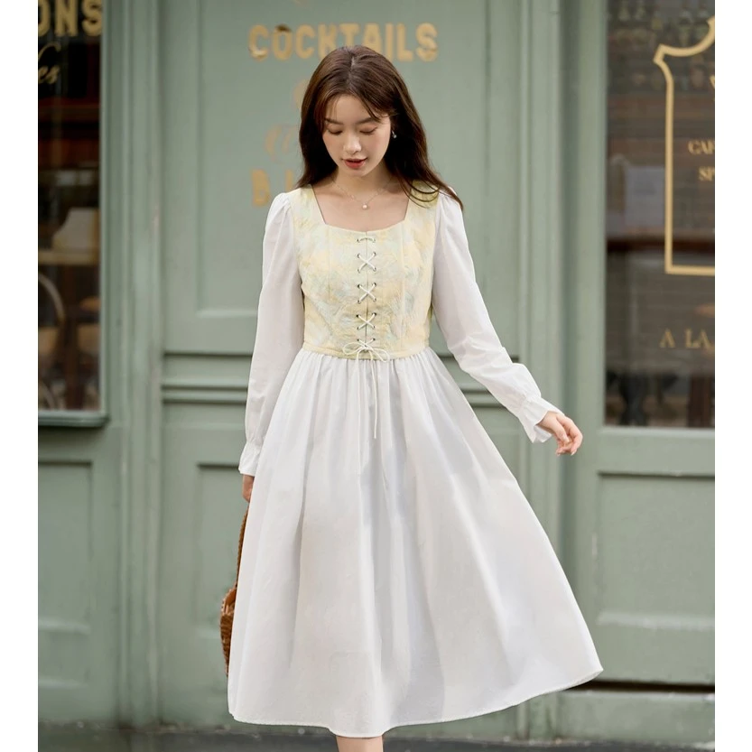 【茵曼服饰】春绑带收腰显瘦法式撞色拼接方领女装连衣裙W18236829