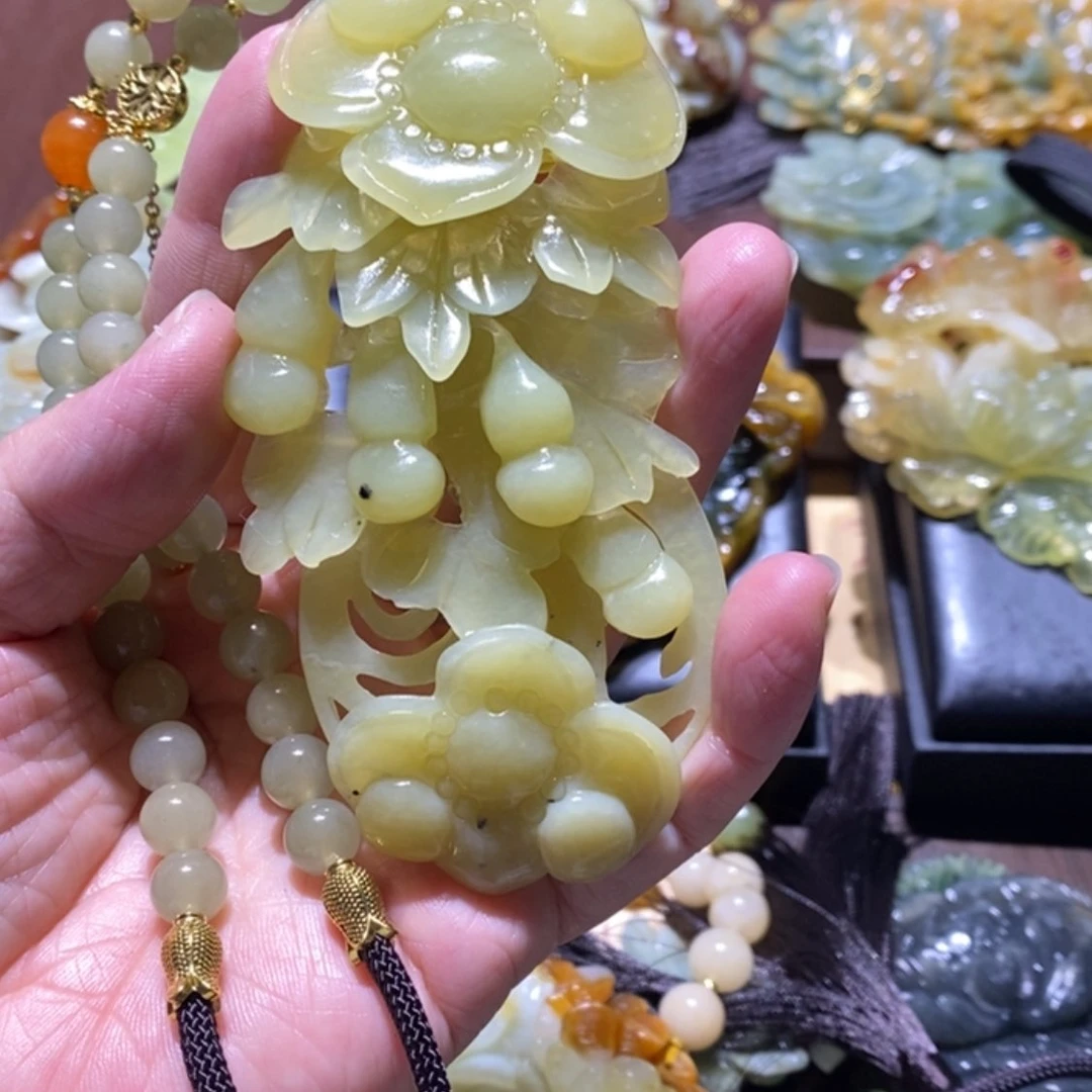 【闪购商品】岫玉吊坠(赠链)未镶嵌