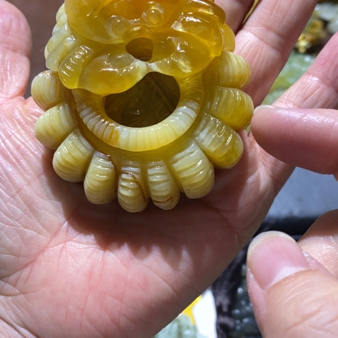 【闪购商品】岫玉吊坠(赠链)未镶嵌