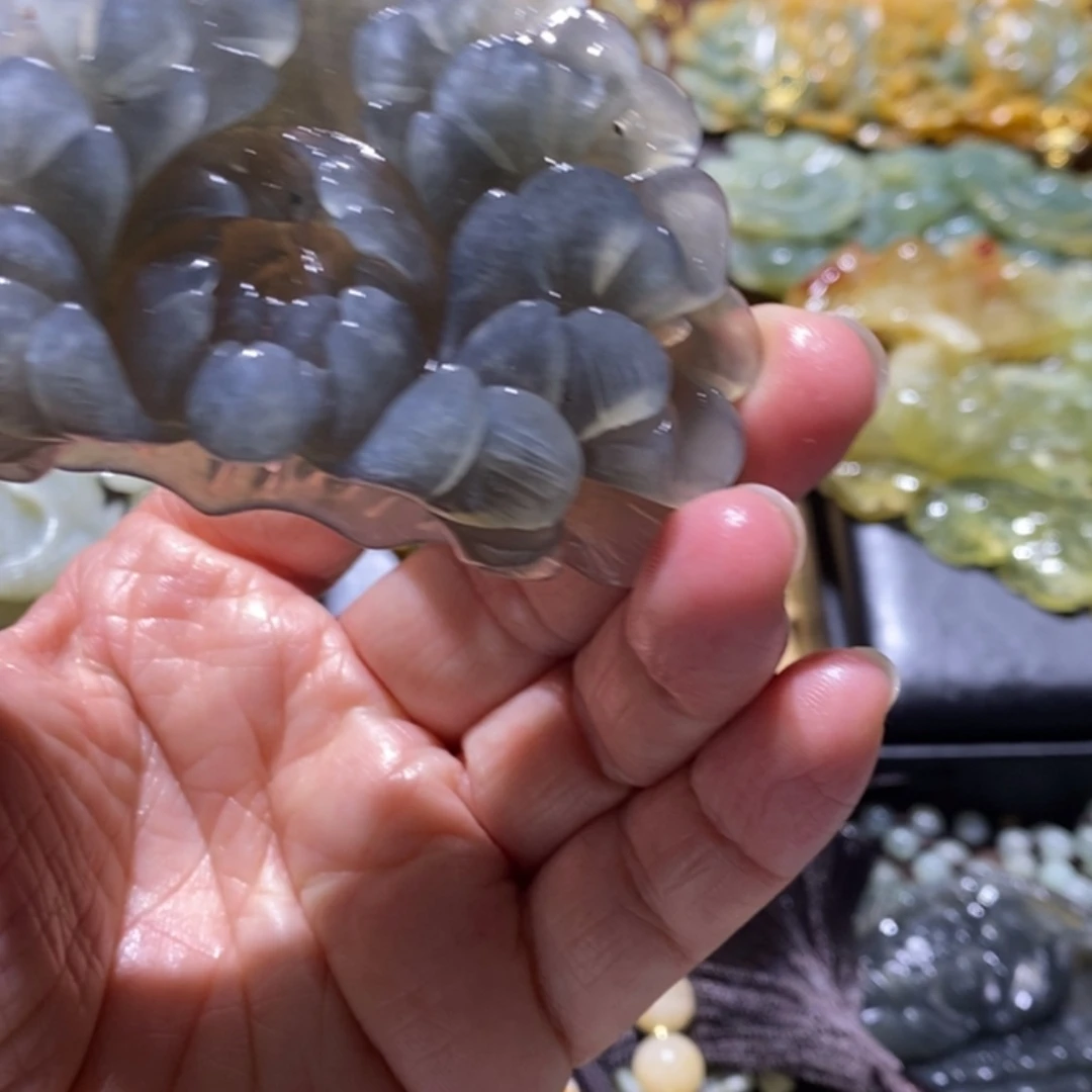 【闪购商品】岫玉吊坠(赠链)未镶嵌