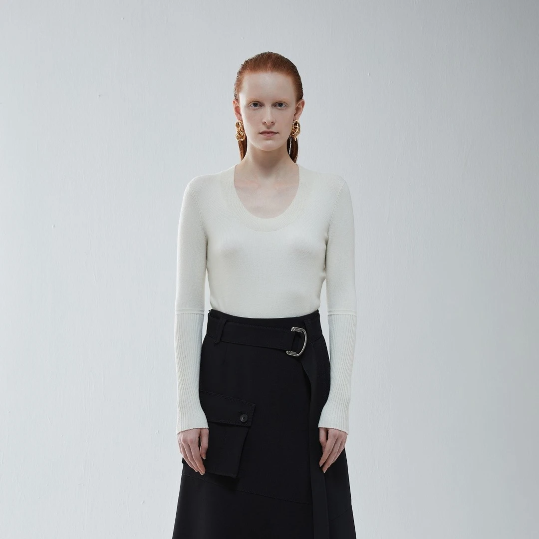 Marisfrolg/玛丝菲尔半高领上衣修身长袖针织衫A1AY4833M