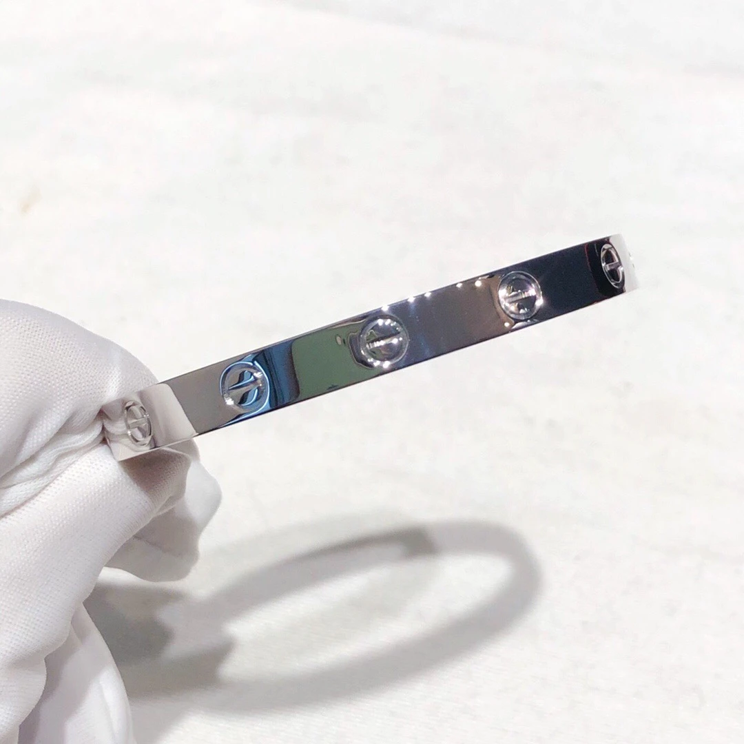 99新 Cartier/卡地亚 白金love系列宽版无钻手镯17码