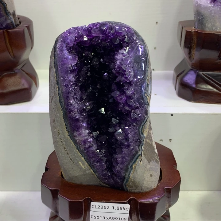 紫晶大型摆件(非配饰)未镶嵌