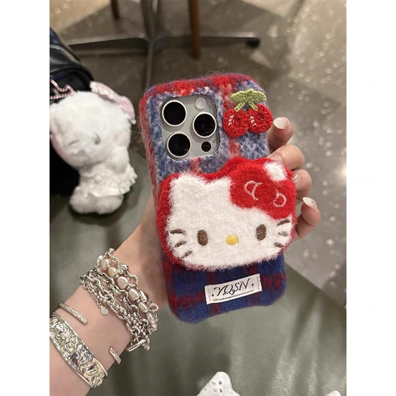 可爱毛绒卡通格纹KT猫iphone16promax适用苹果15手机壳14软包边13
