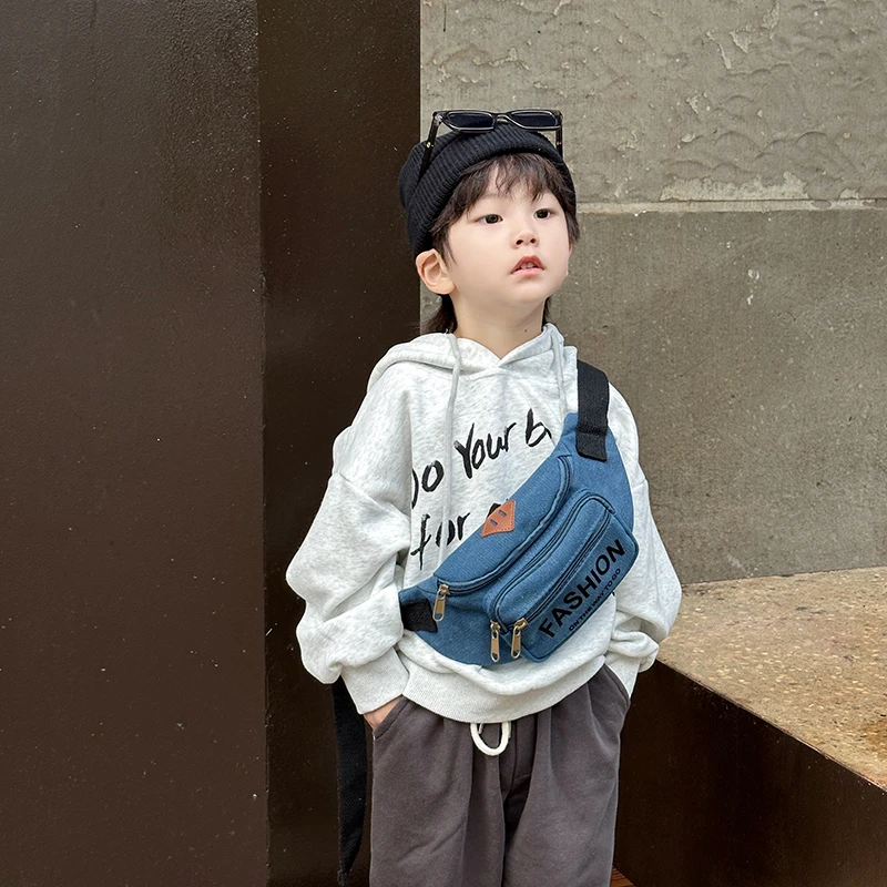 2025新品气质帆布男童斜挎包帅气儿童配饰宝宝胸包韩版小孩腰包潮