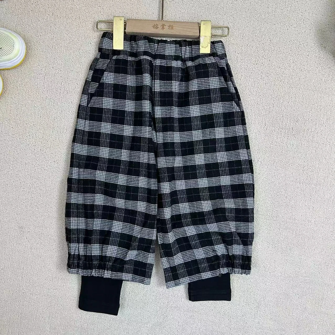 102黑灰格裤子1160