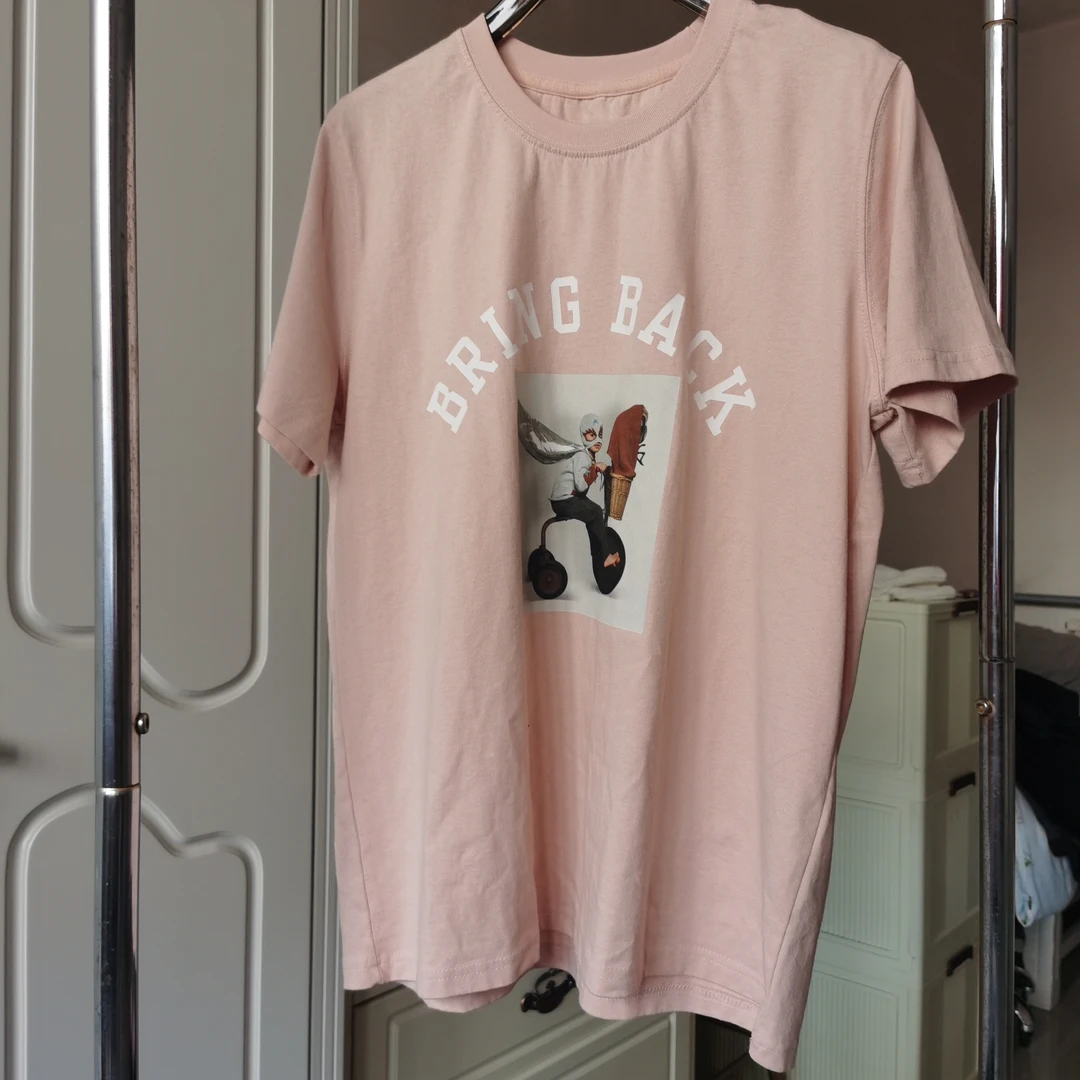 特价新款女款爆款上衣