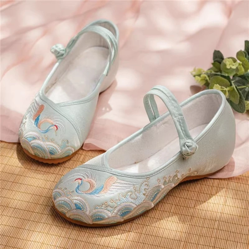 牛筋底老北京布鞋古风丝光缎面中国风绣花旗袍裙内增高单鞋舞蹈鞋