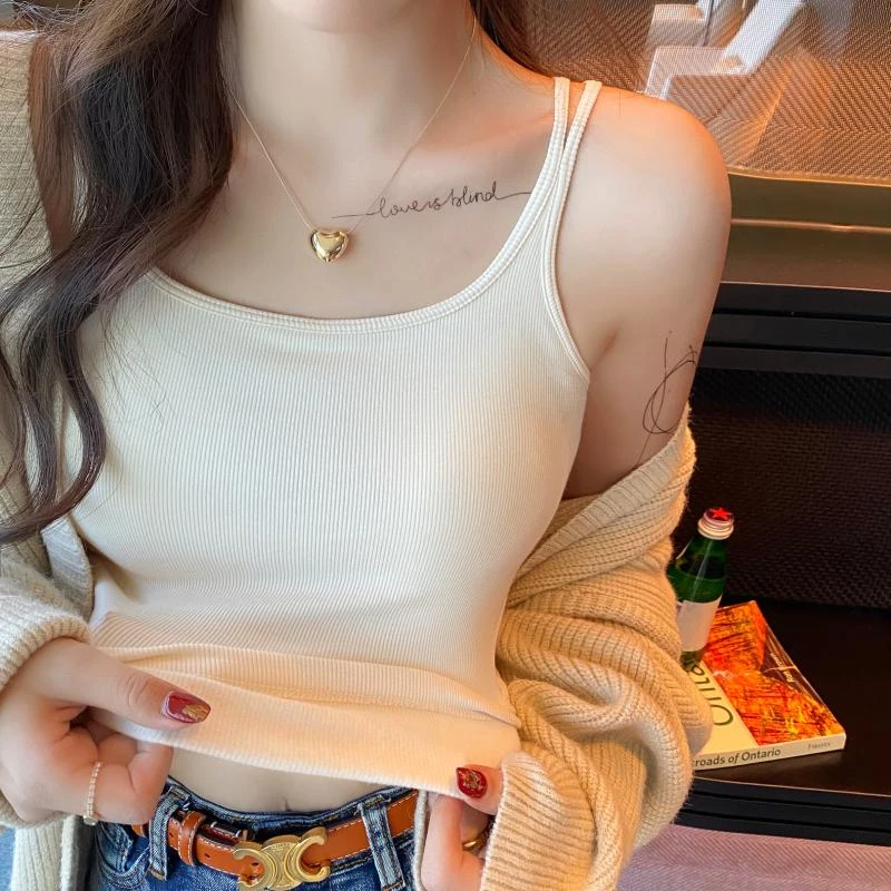秋冬新款吊带背心女外穿带胸垫一体式美背修身显瘦内搭打底上衣潮
