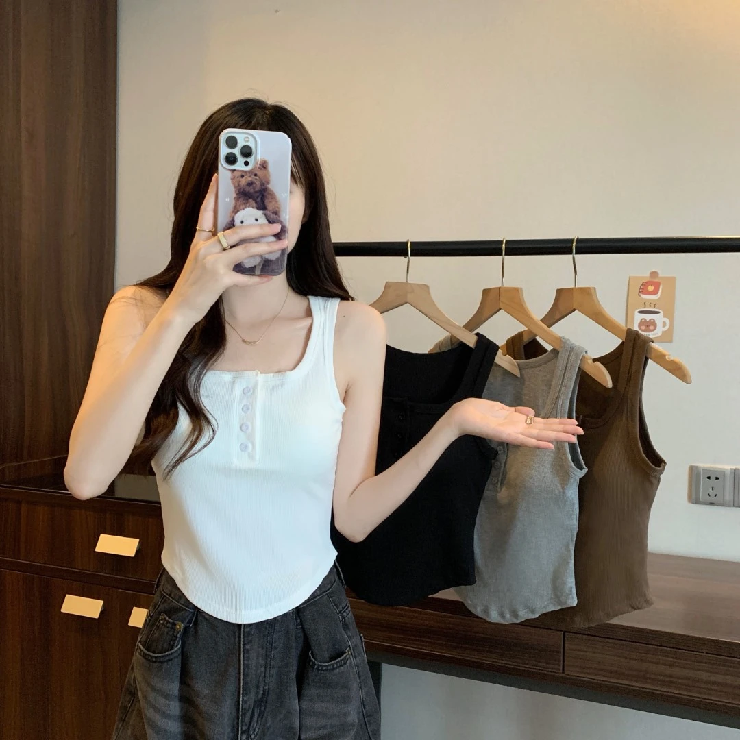 新款设计感韩版百搭纽扣背心女带胸垫外穿内搭修身打底无袖上衣潮