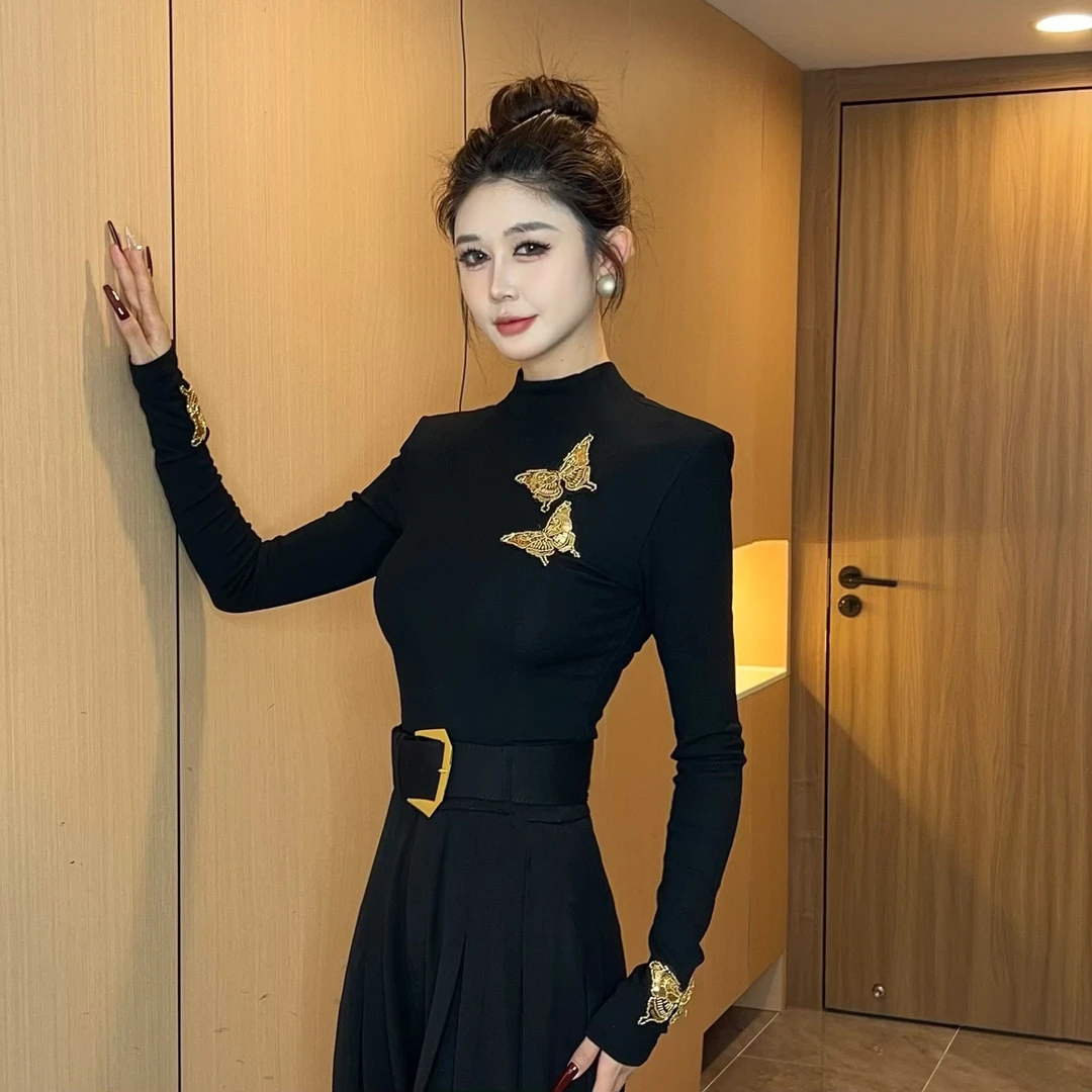 【MD原创·宵夜】2024冬季新款显瘦气质百搭长袖时尚修身轻奢上衣