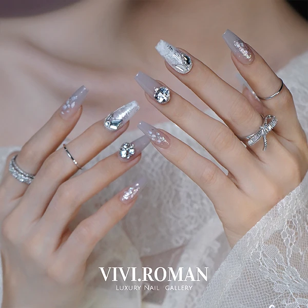 【圆舞曲】原创轻奢穿戴美甲纯手工仙气爆闪爆亮奢华气质晕染美甲