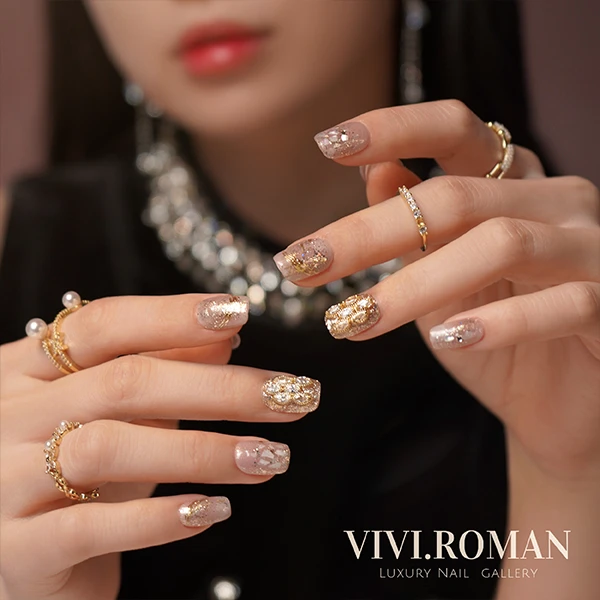 【梵雅】原创轻奢穿戴美甲手工指甲贴闪粉裸色穿戴式气质冰透流行