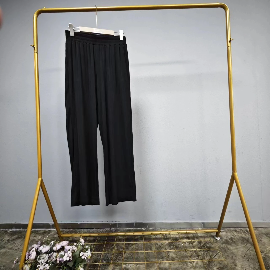 品牌剪标  7号仓F2-7-4702款  有口袋无抽绳直筒休闲裤