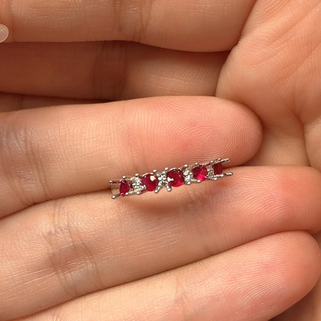 【闪购商品】红宝石戒指18K金镶嵌V***s多4000定制费