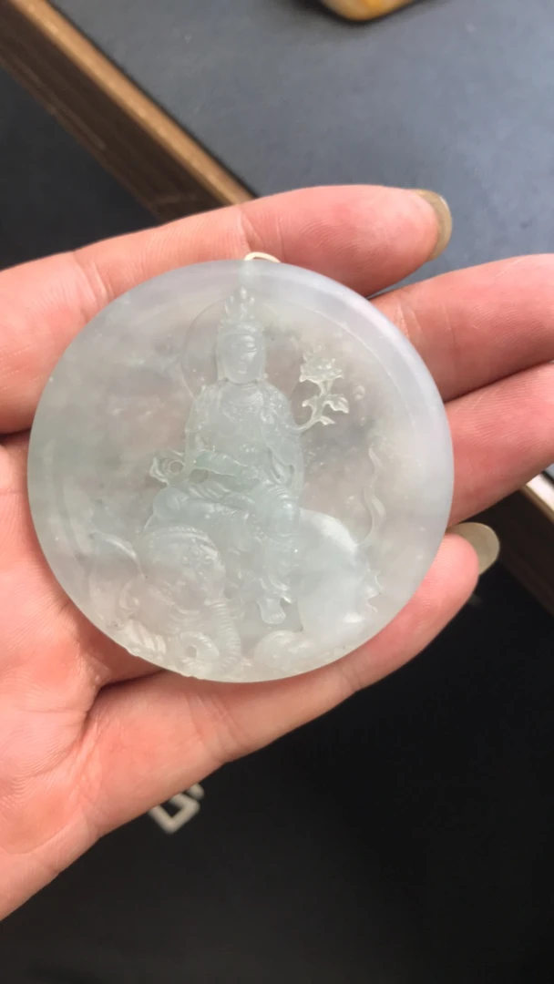天然A货缅甸翡翠,冰种普贤菩萨吊坠