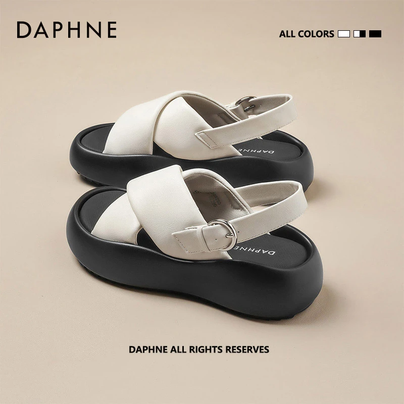 达芙妮松糕底外穿凉鞋女士2025新款夏季休闲沙滩厚底高级感凉拖鞋