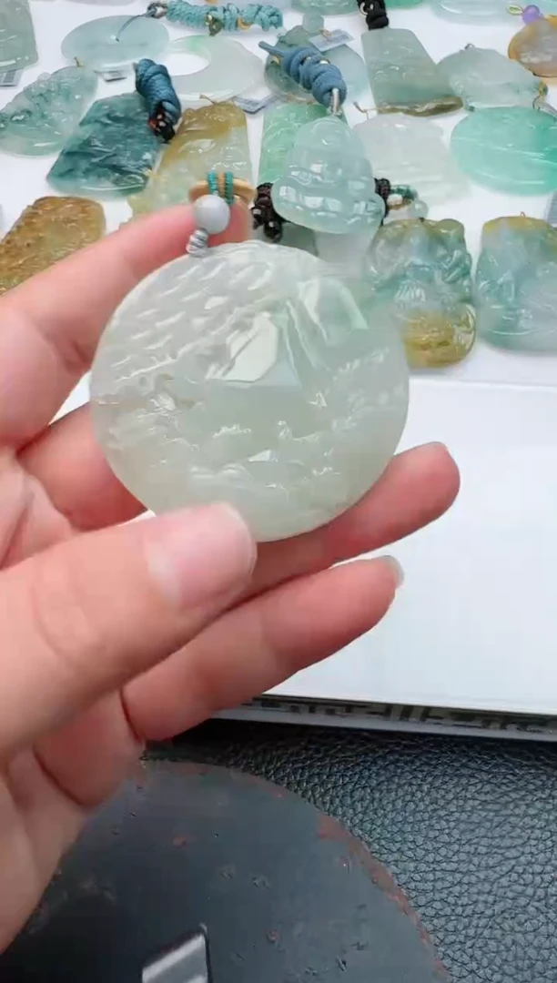 【闪购商品】翡翠吊坠(不含链)未镶嵌1