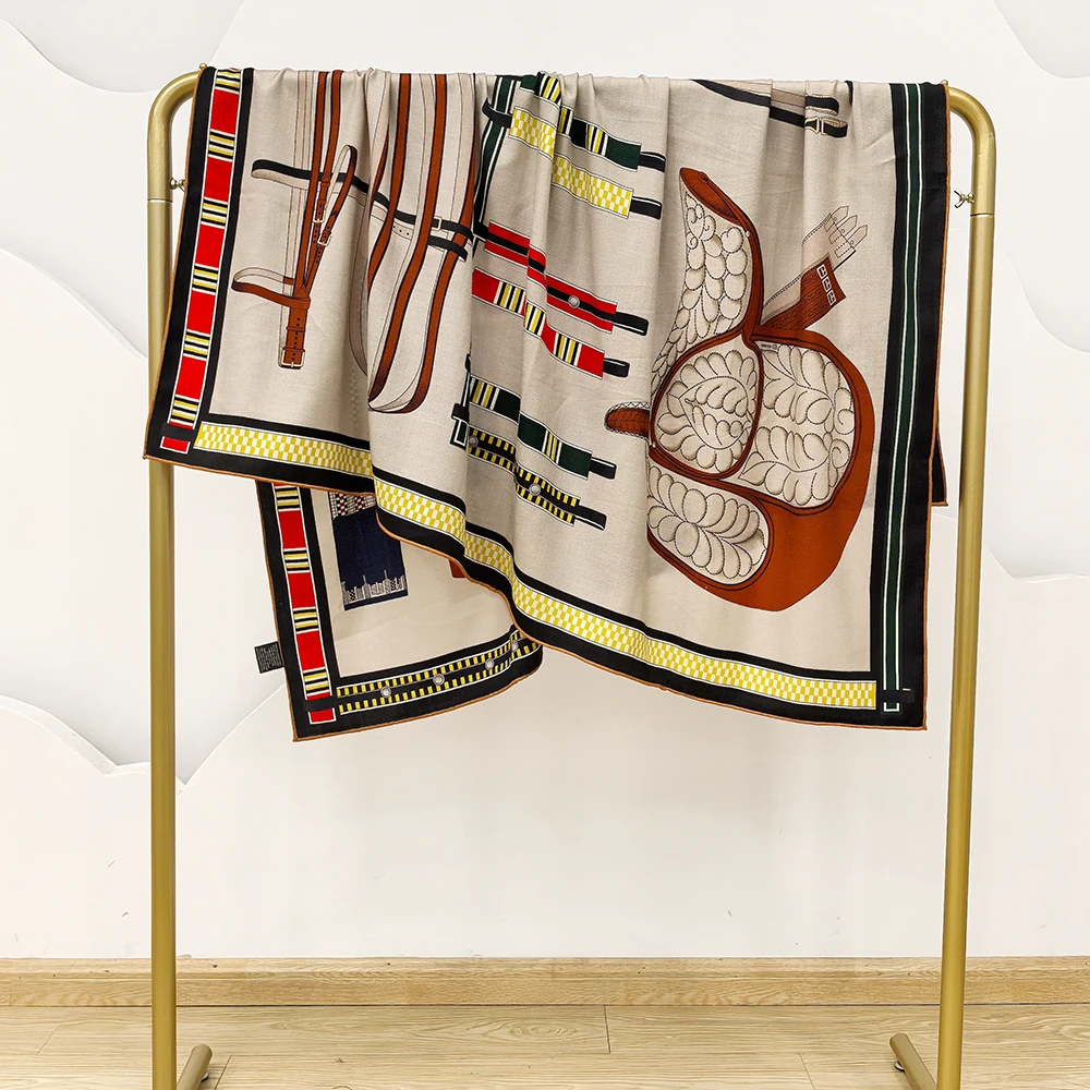 【文娇专属】 气质百搭丝毛围巾秋冬保暖披肩羊毛大方巾【马术密匙】