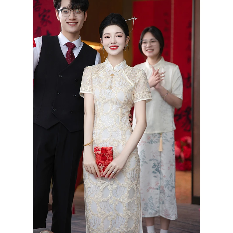 蕾丝敬酒服新娘订婚礼服2025新款高级感连衣裙中式旗袍修身回门服