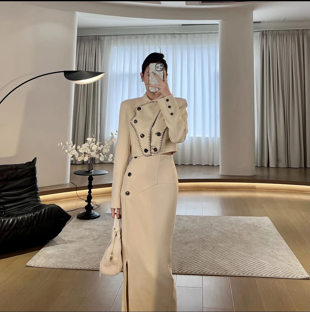 【蔚姐优选】夏款高级感时尚套装显瘦气质小众设计套装