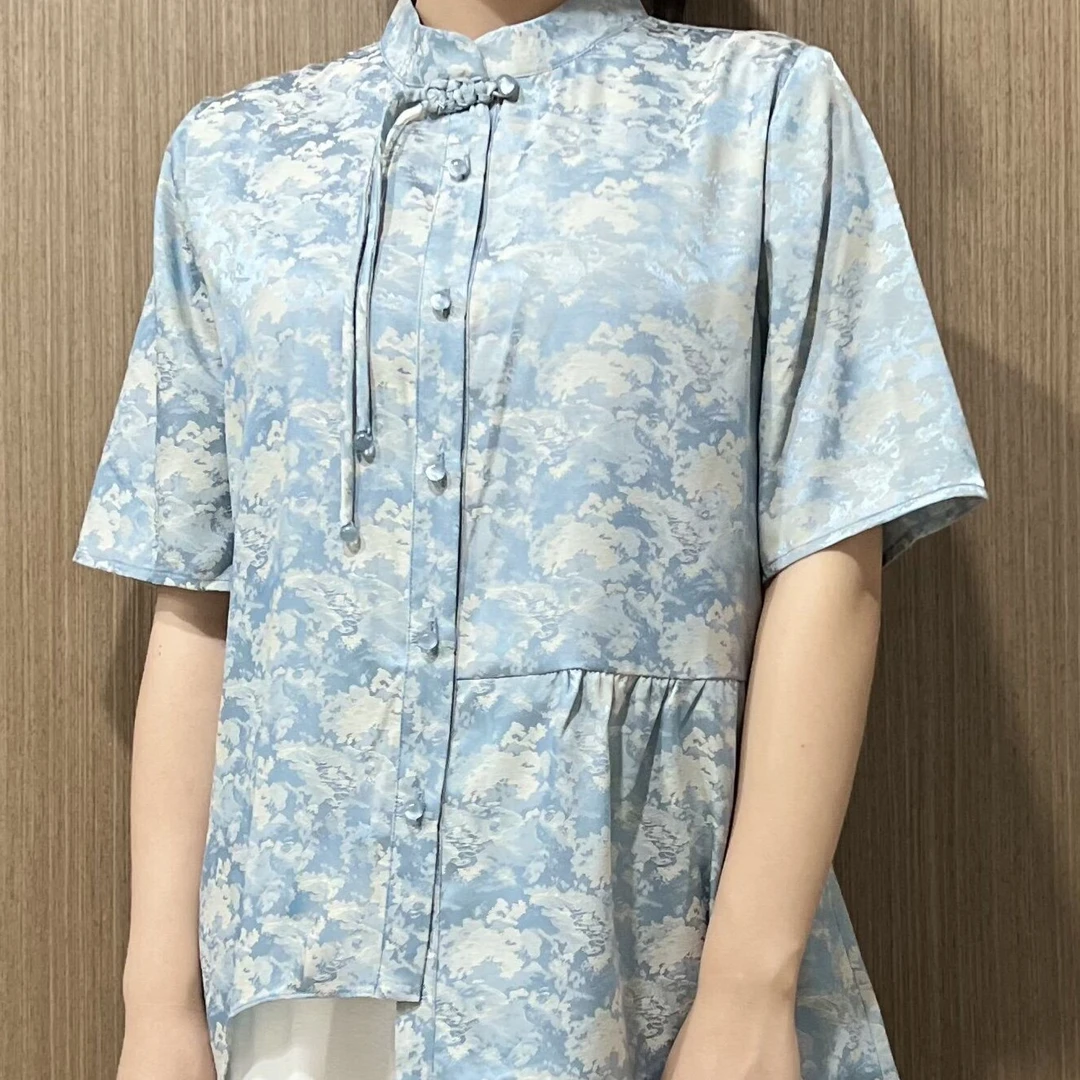 【2752】蓝底幻彩云锦缎女装面料