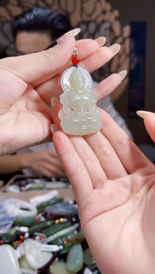 【闪购商品】和田玉颈饰未镶嵌拍一发一