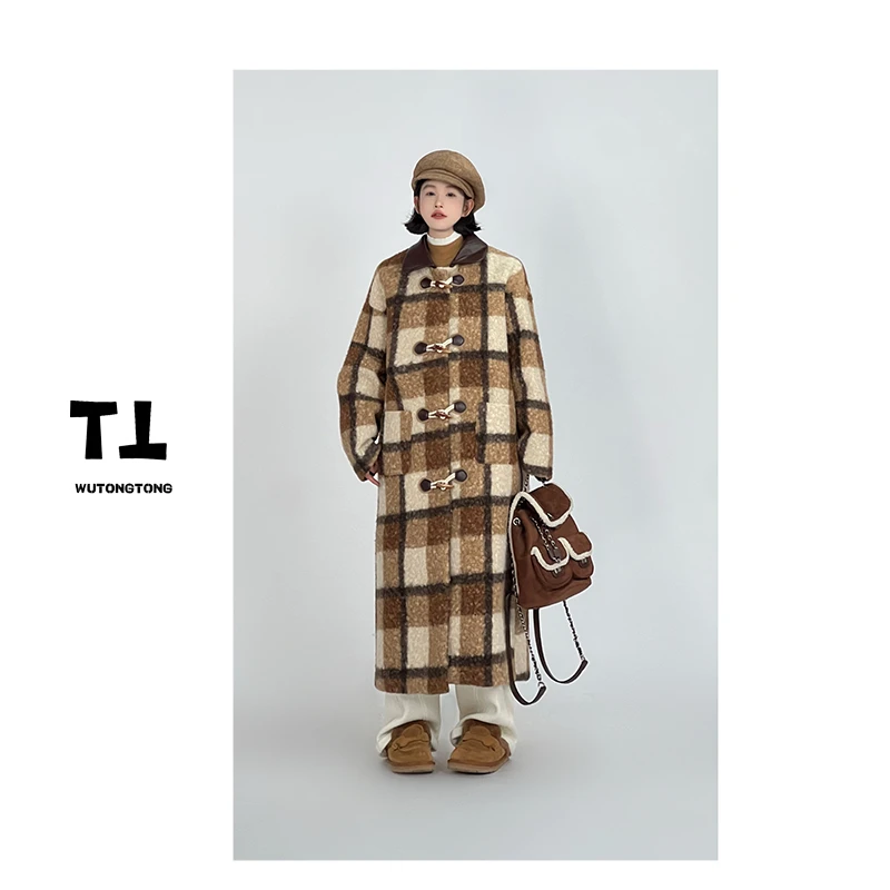 【糖水日记】吴童自制牛角扣格纹呢子大衣女翻领长款过膝风衣60192