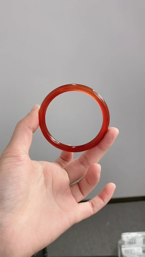 【闪购商品】玛瑙/玉髓手镯未镶嵌手镯54-63圈口