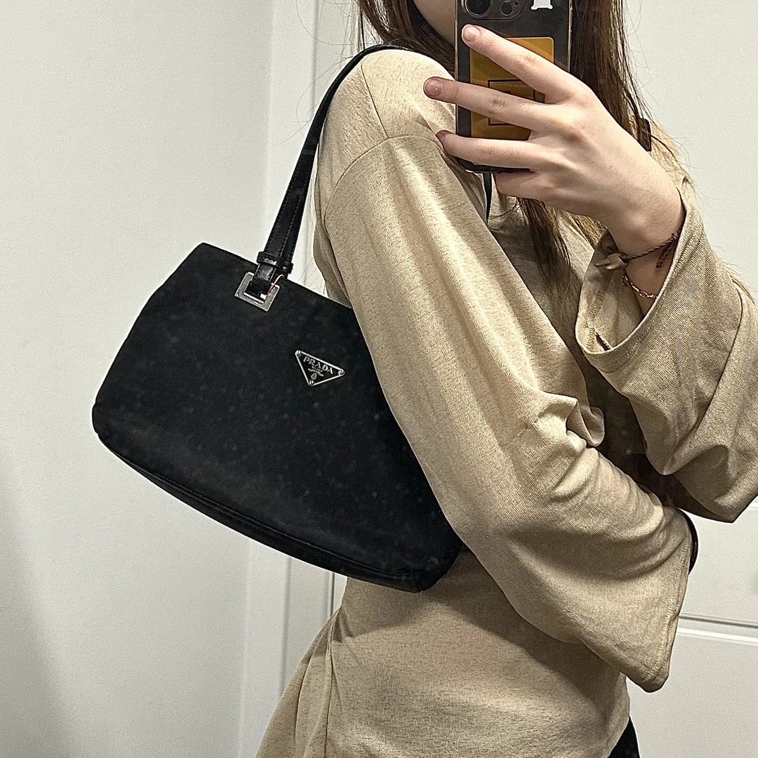 95新 Prada/普拉达 且曼中古专属手提包 可单肩