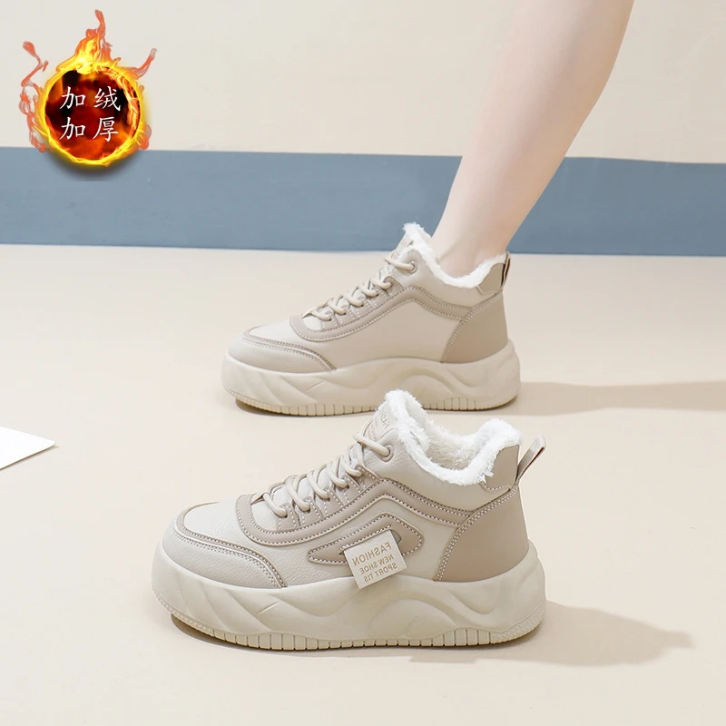 2024新款软底踩屎感加绒保暖棉鞋雪地靴女ins冬季百搭爆款休闲鞋