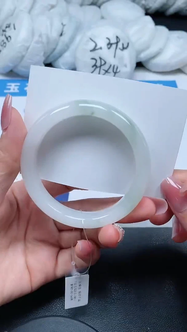 【闪购商品】石英质玉手镯未镶嵌331号/手镯/多人