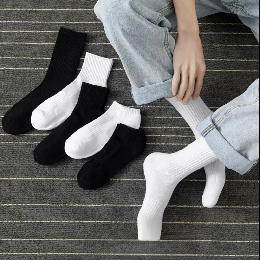 新疆棉袜子秋冬男女同款四季秋季吸汗防臭中长筒袜篮球纯色棉短袜