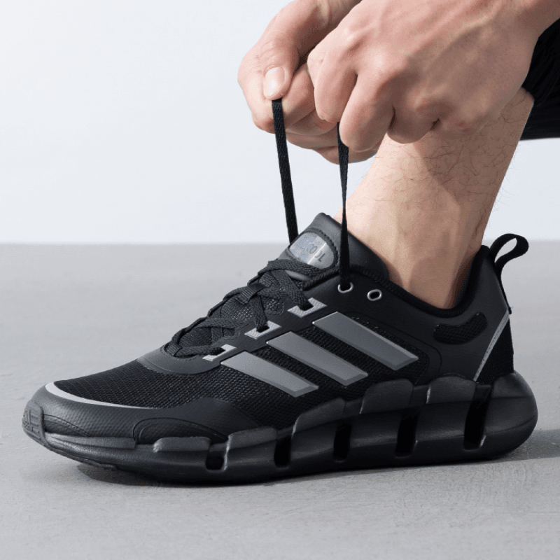 阿迪达斯正品男鞋夏季新款训练鞋清风运动鞋网面透气跑步鞋IF9775