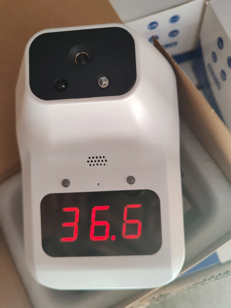 99新  （外贸尾单）家用测温仪    （款式不挑）