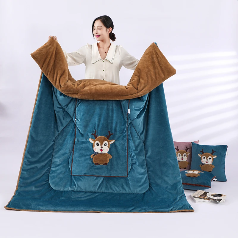 冬季加厚加绒抱枕被子两用汽车载靠枕折叠抱枕被子加绒加厚两用