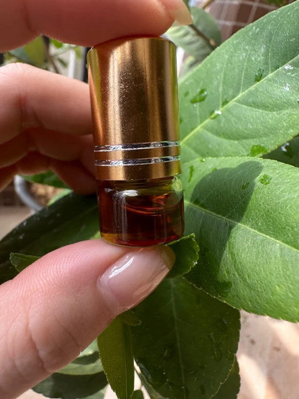 古法虫漏沉香精油香薰持久柴火蒸馏传统香文化