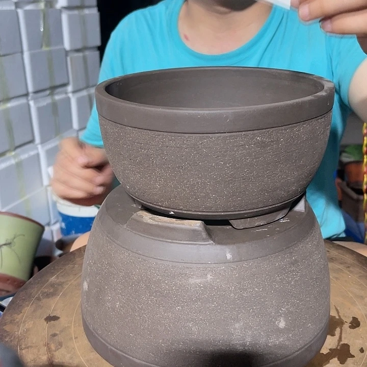 红陶20CM（含）-50CM（不含）拉毛绿箩中小